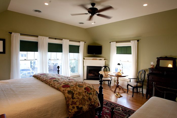 The Hathorn Spring Master Chamber